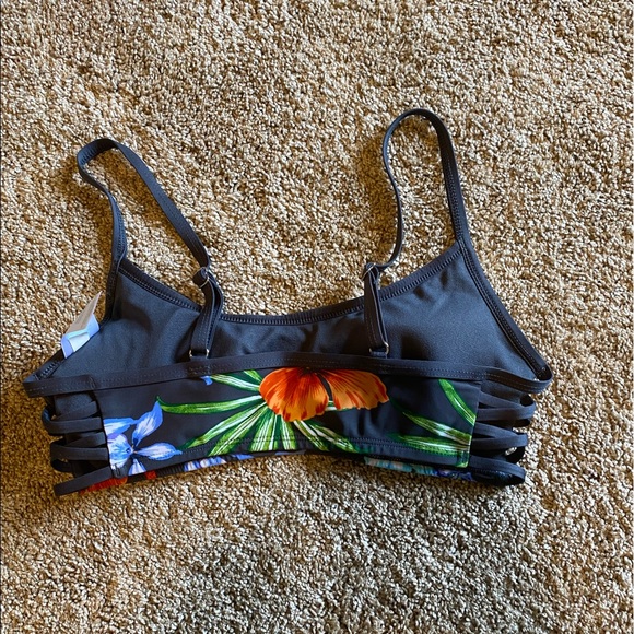 Kona sol small flower print bikini top - Picture 2 of 3